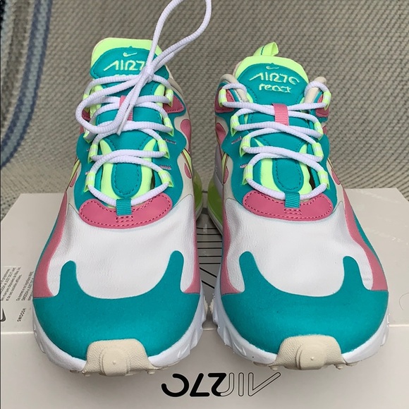 NIKE W AIR MAX 270 REACT white/barely volt - Picture 8 of 16